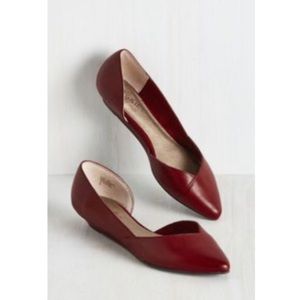 Seychelles Red ❤️ “Advantage Wedge” Pointed Toes